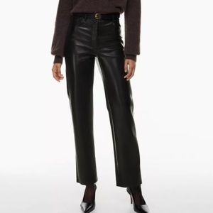 Aritzia NWOT Melina Pant size 6